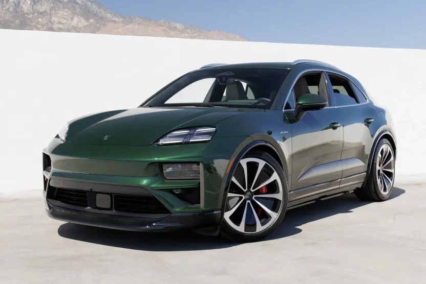 2024 Porsche Macan Turbo Electric photo 1