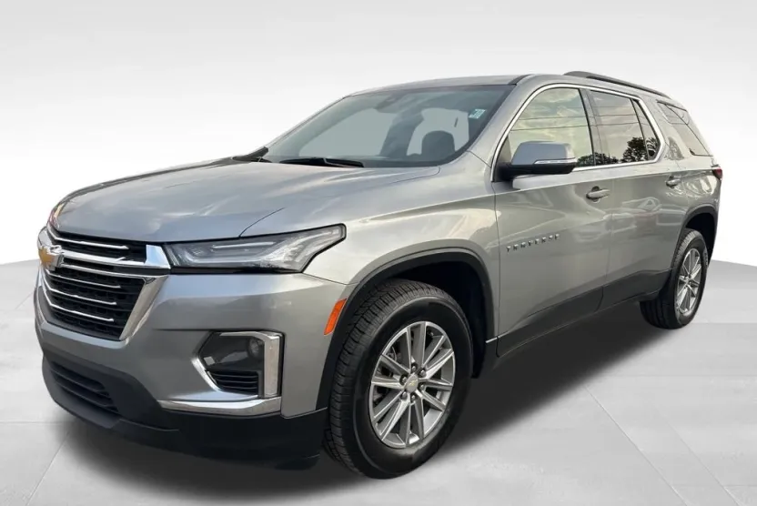 2023 Chevrolet Traverse Cloth photo 1