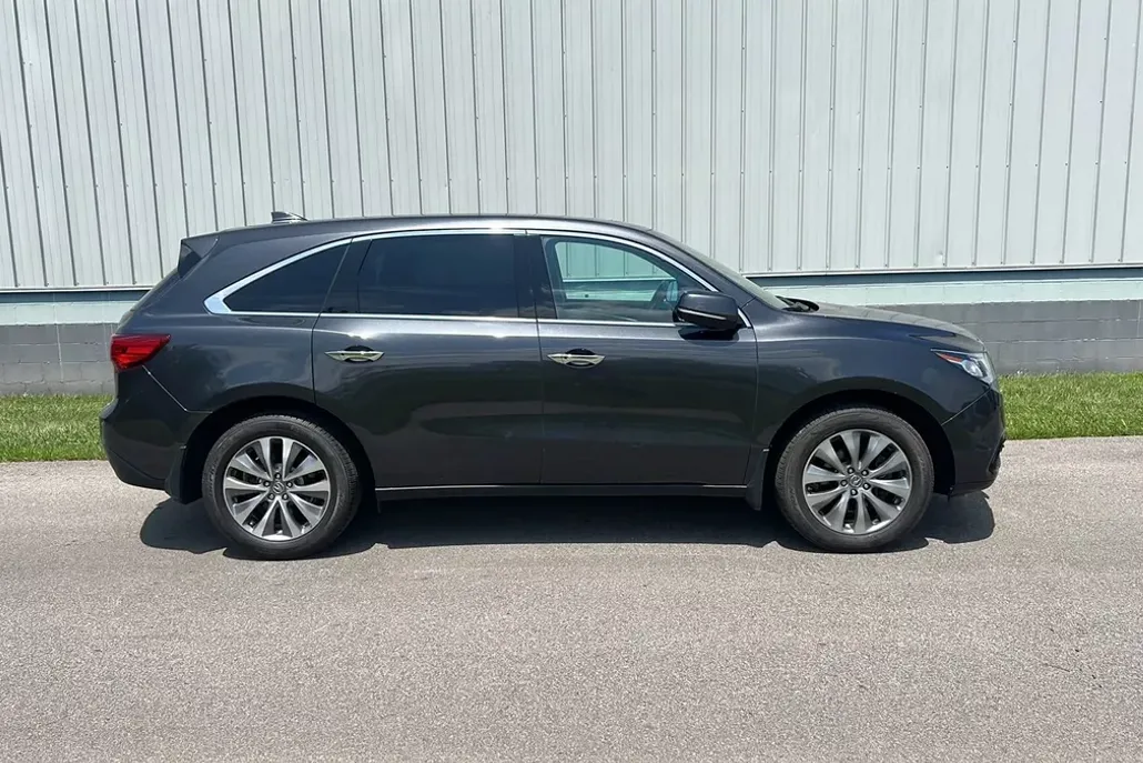 2016 Acura MDX SH-AWD Sport photo 1