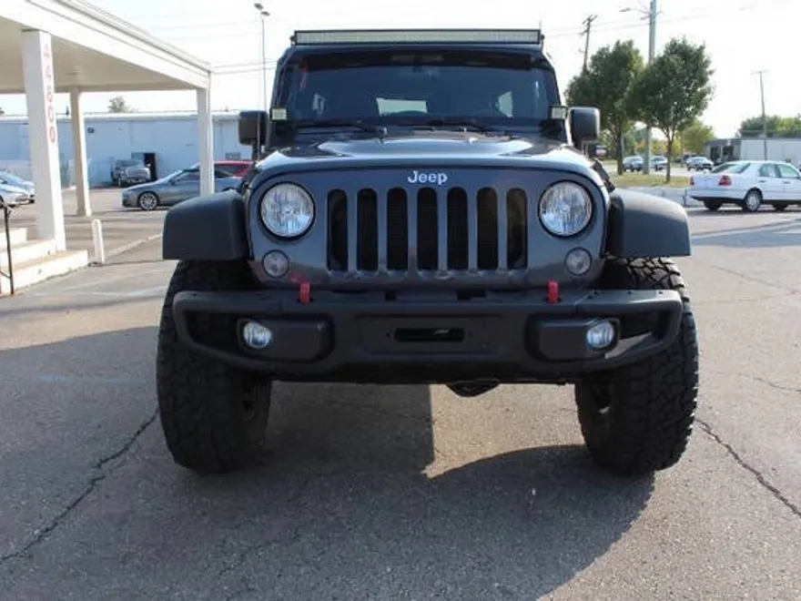 2014 Jeep Wrangler Unlimited Rubicon photo 1