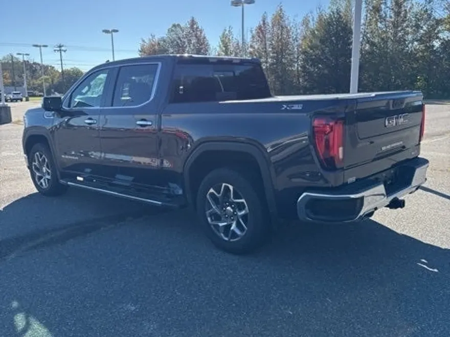 2025 Gmc Sierra 1500 SLT photo 1