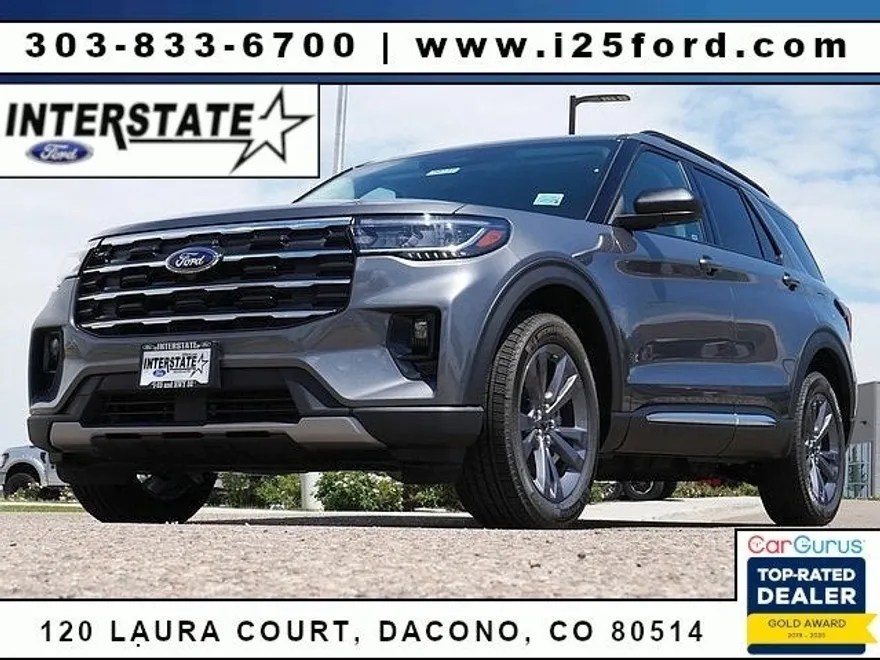 2025 Ford Explorer photo 1