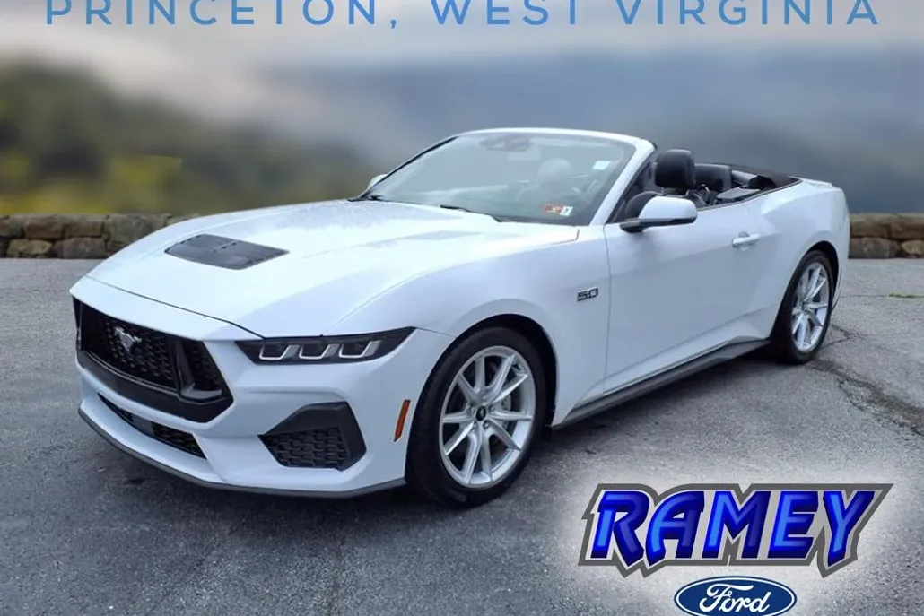 2024 Ford Mustang GT Premium Convertible photo 1