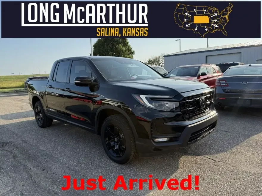 2024 Honda Ridgeline Black Edition photo 1