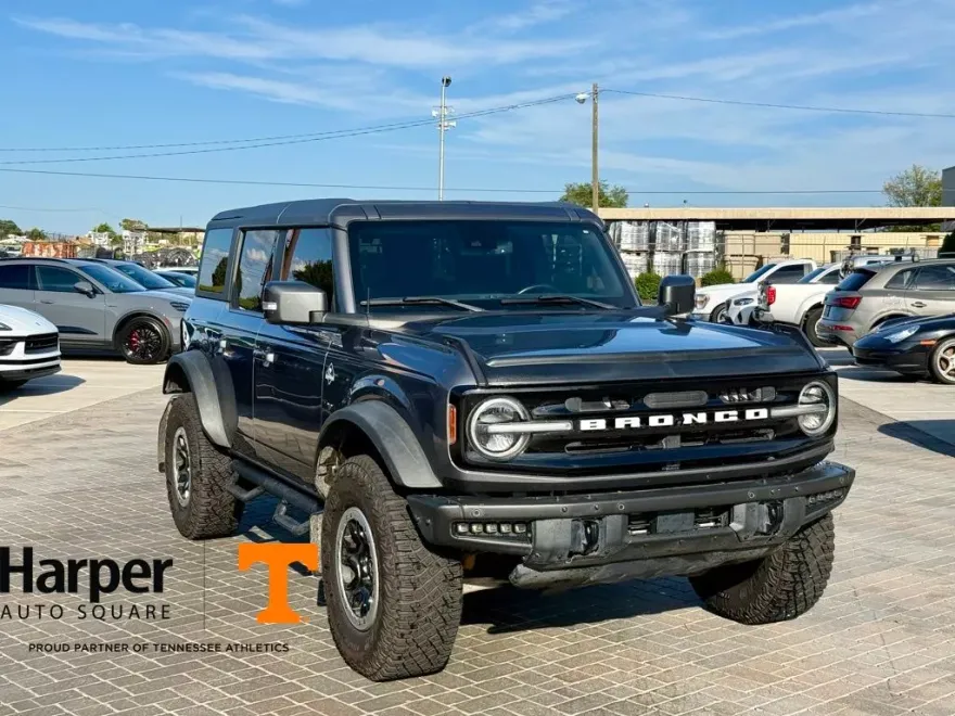 2021 Ford Bronco Outer Banks photo 1