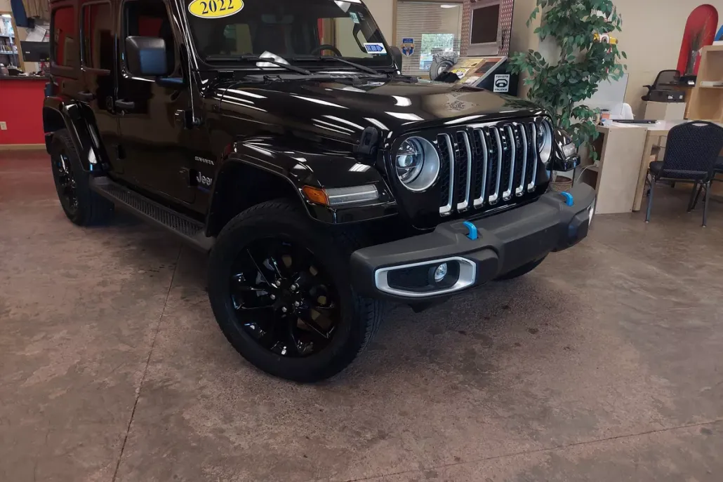 2022 Jeep Wrangler Unlimited 4xe Sahara photo 1