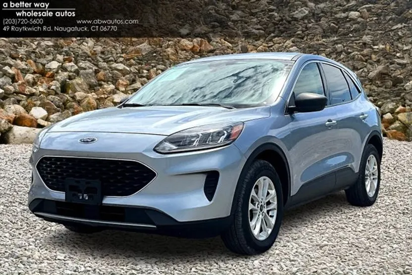 2022 Ford Escape Hybrid SE photo 1