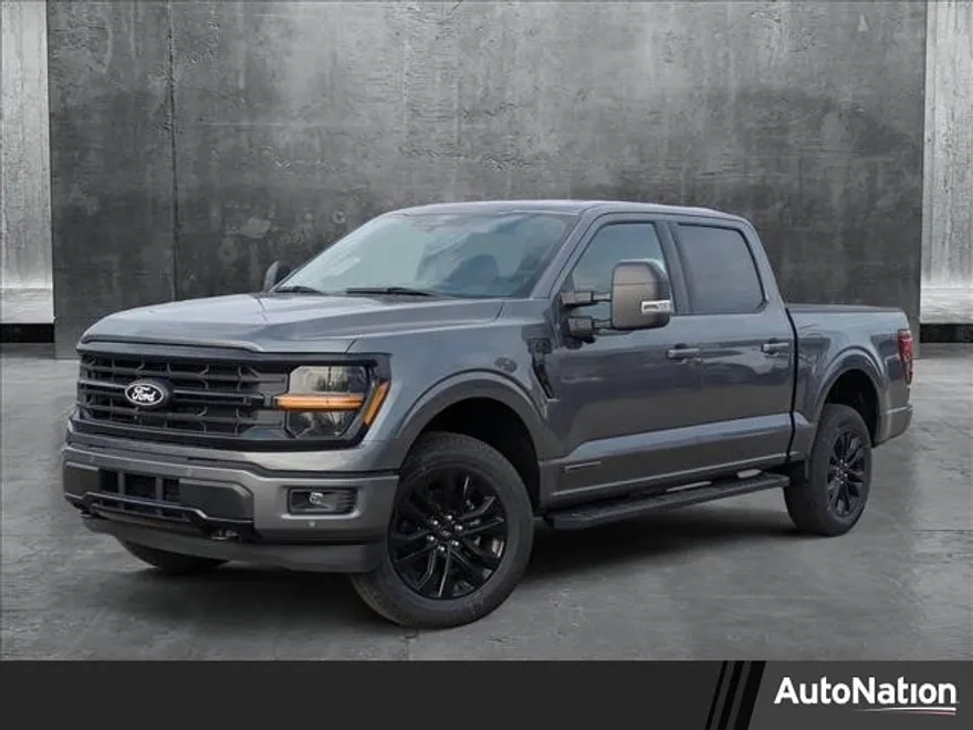 2025 Ford F-150 XLT photo 1