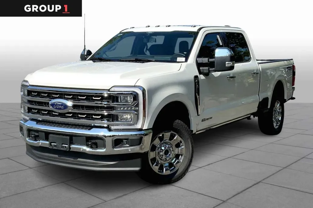 2025 Ford F-350 King Ranch photo 1