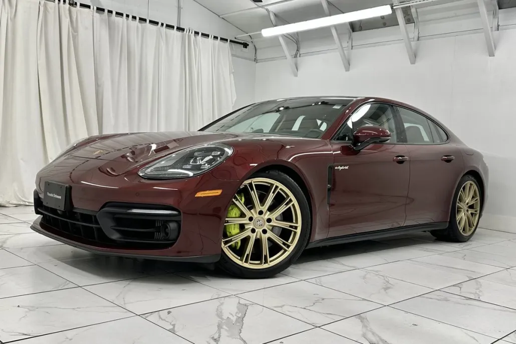 2021 Porsche Panamera 4 E-Hybrid photo 1