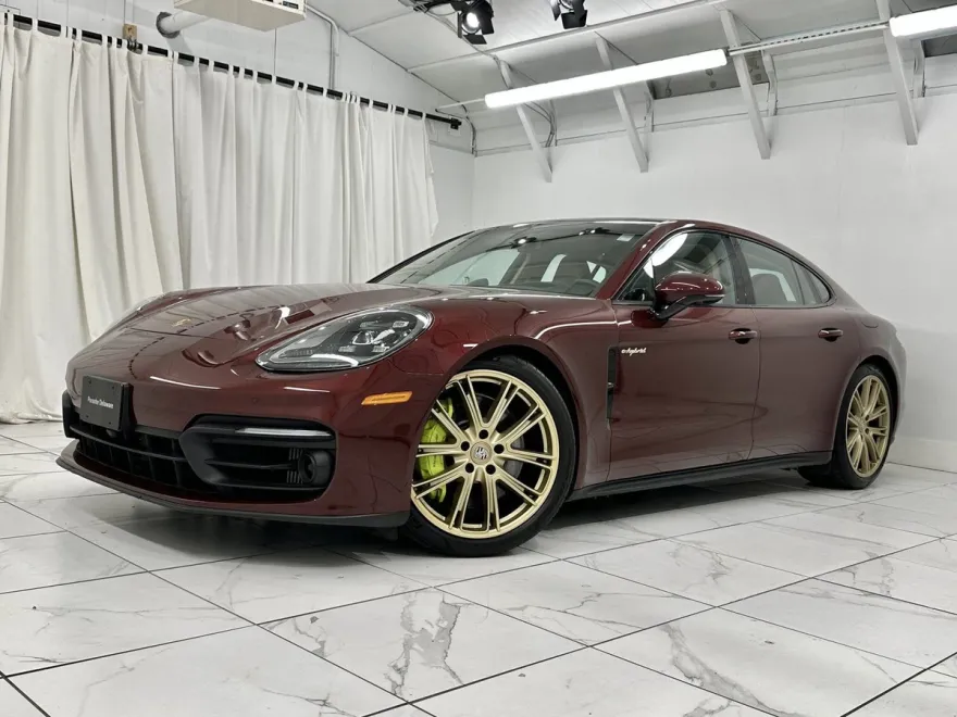 2021 Porsche Panamera 4 E-Hybrid photo 1
