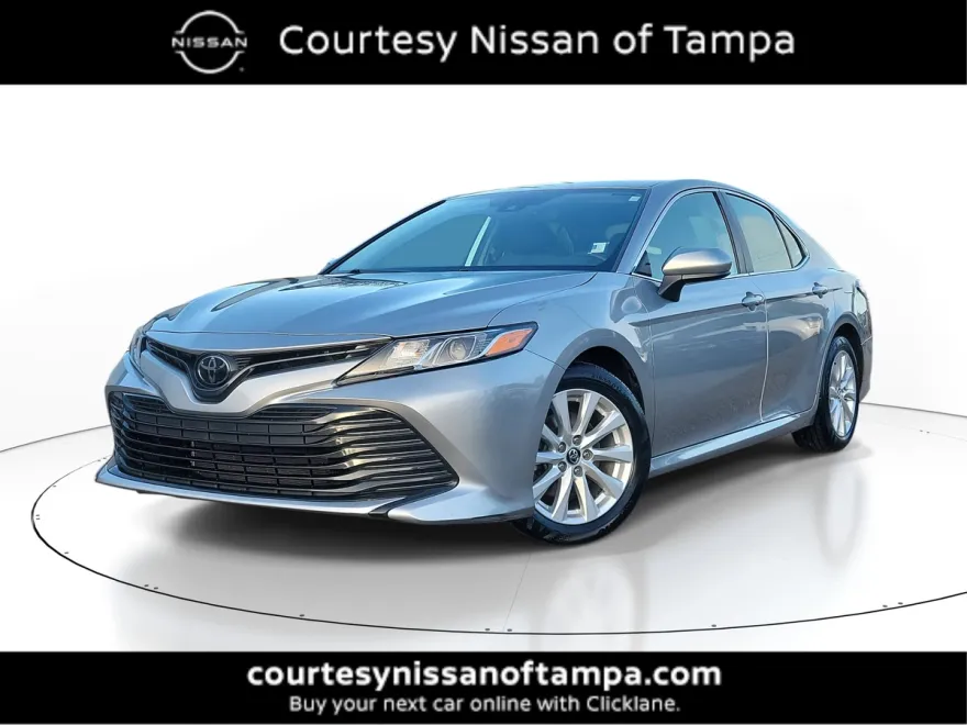 2019 Toyota Camry L photo 1