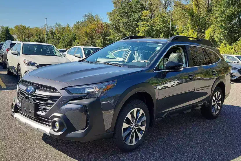 2025 Subaru Outback Limited photo 1