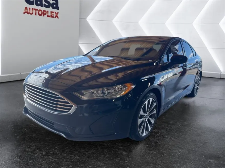 2020 Ford Fusion SE photo 1
