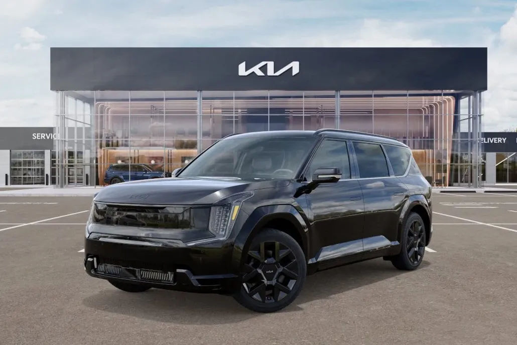 2026 Kia EV9 Land photo 1