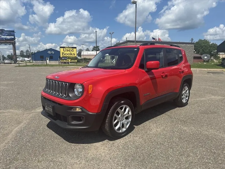 2016 Jeep Renegade Latitude photo 1