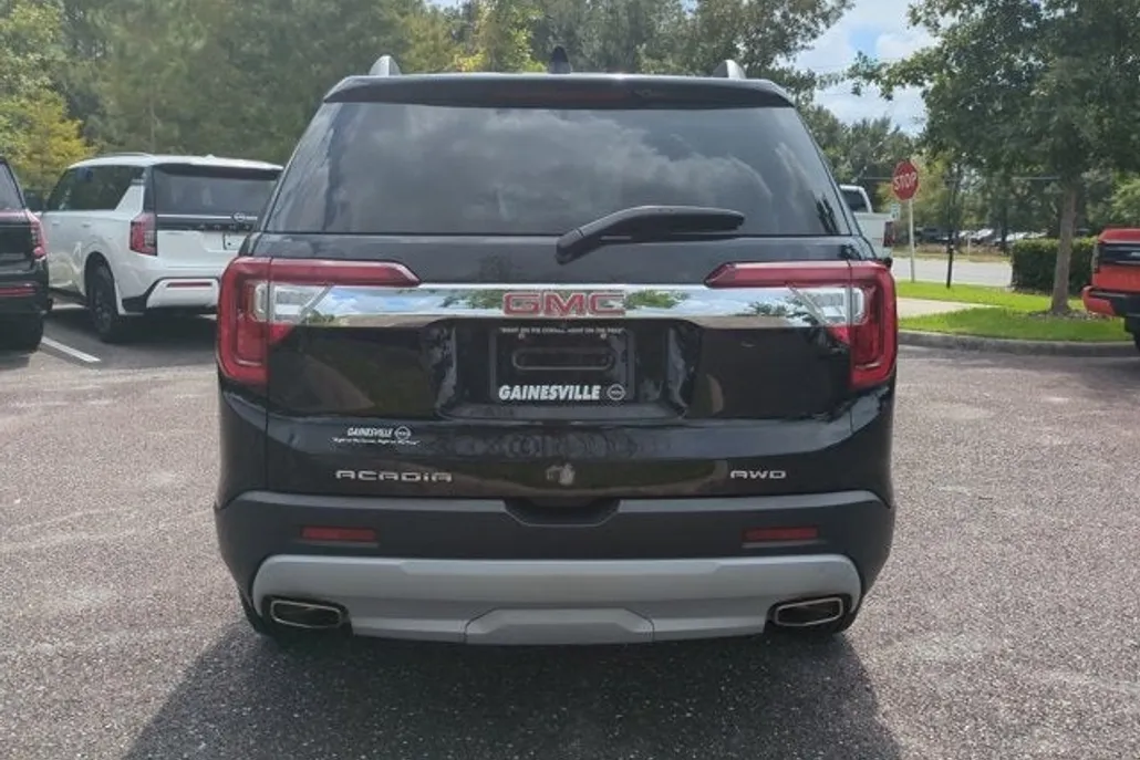 2023 Gmc Acadia SLT photo 1