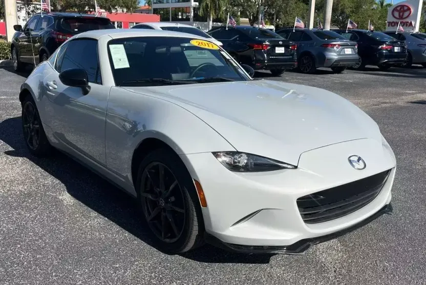 2017 Mazda MX-5 Miata RF Miata photo 1