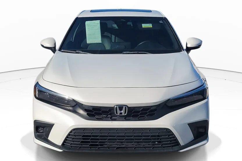 2022 Honda Civic Hatchback Sport Touring photo 1