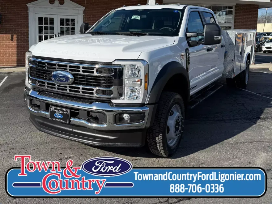 2025 Ford F-550 XL photo 1
