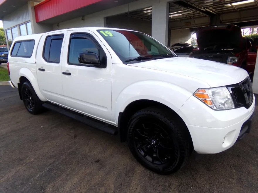 2019 Nissan Frontier SV photo 1