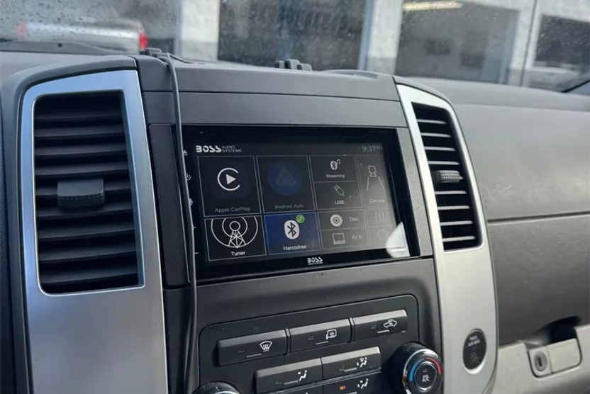 2016 Nissan Frontier SV photo 1