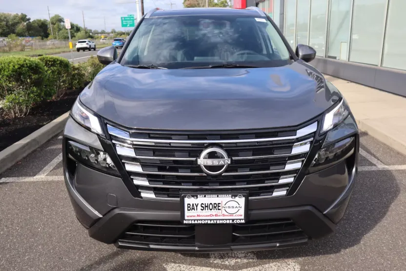 2026 Nissan Rogue SV photo 1