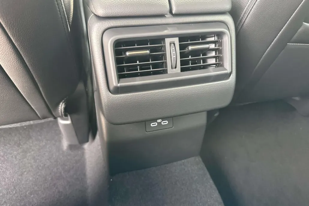 2025 Mazda CX-50 2.5 Select photo 1