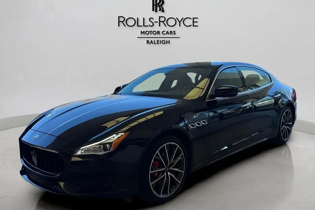 2022 Maserati Quattroporte GT photo 1