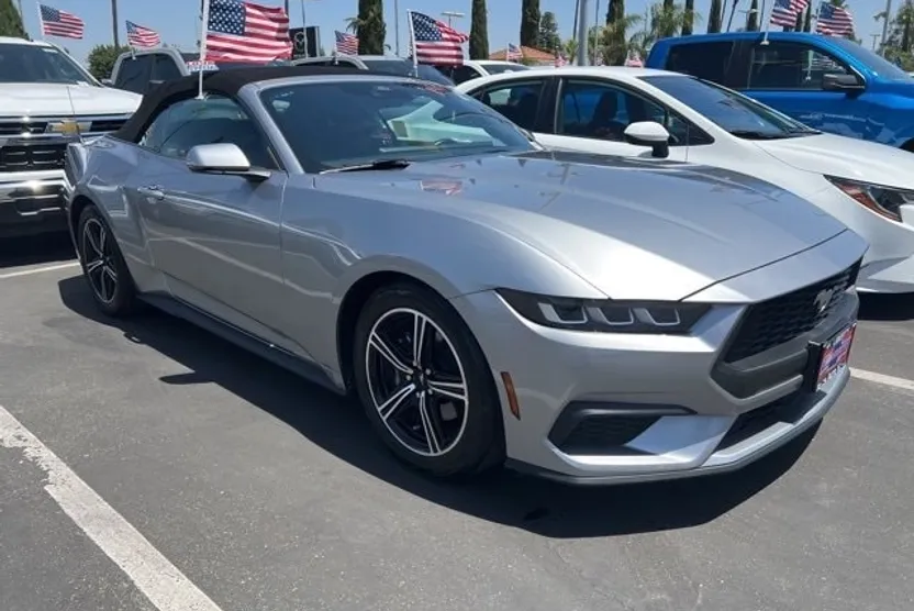 2024 Ford Mustang EcoBoost Premium photo 1