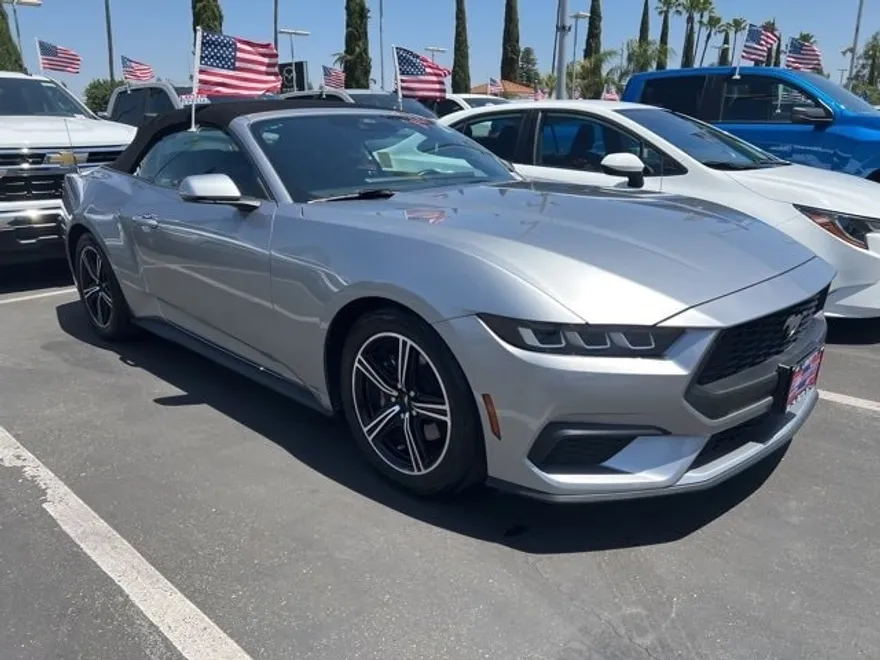 2024 Ford Mustang EcoBoost Premium photo 1