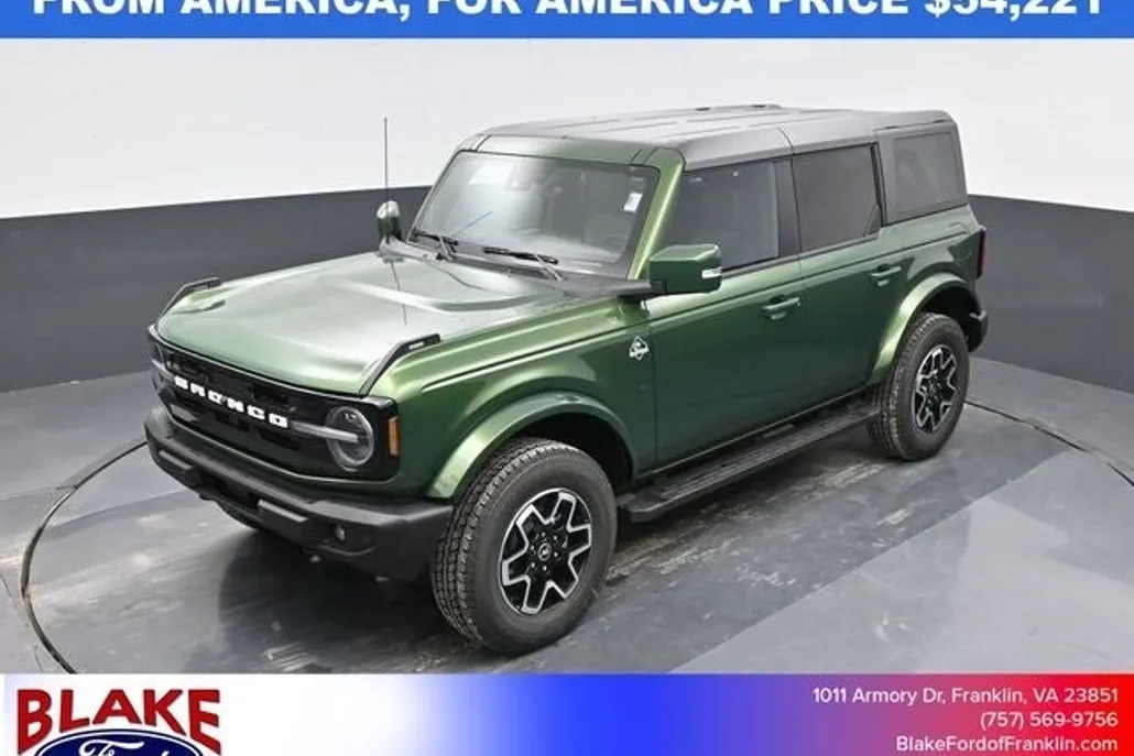 2024 Ford Bronco Outer Banks photo 1