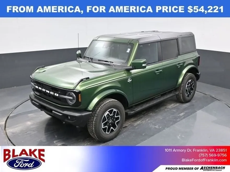 2024 Ford Bronco Outer Banks photo 1