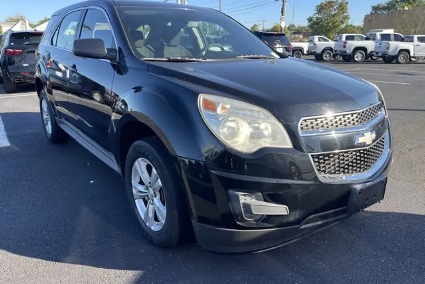 2012 Chevrolet Equinox LS photo 1