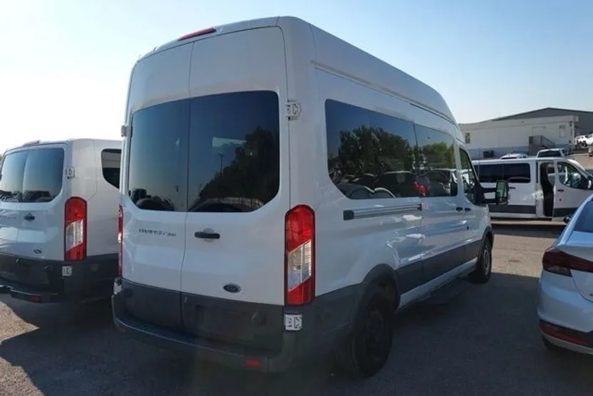 2017 Ford Transit photo 1