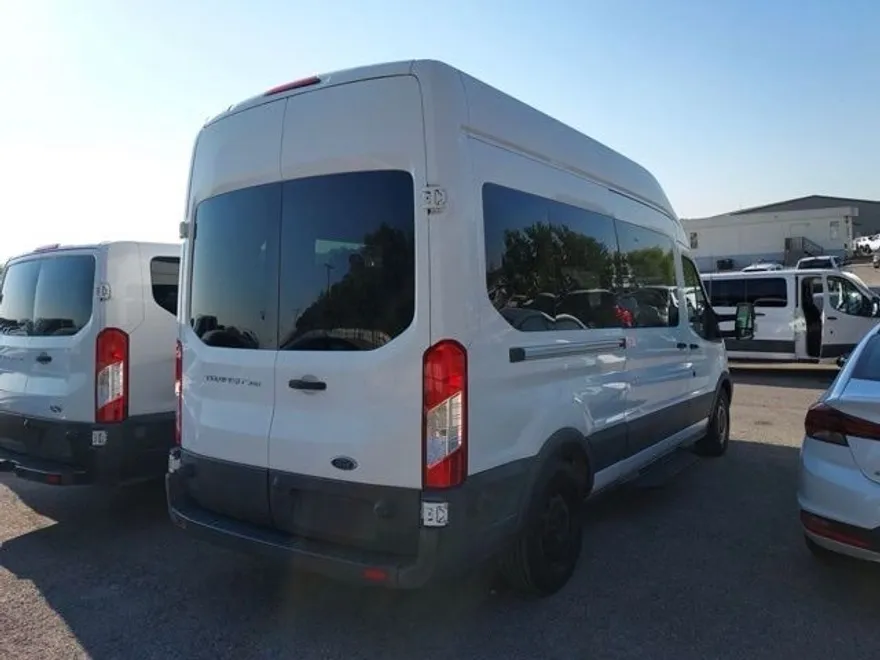 2017 Ford Transit photo 1