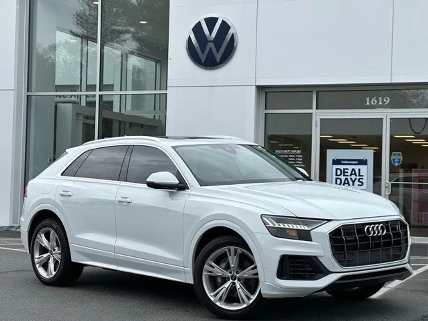2023 Audi Q8 55 Premium photo 1