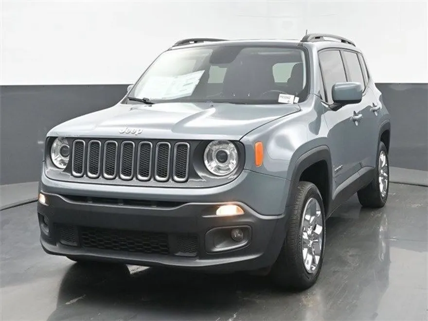 2017 Jeep Renegade Latitude photo 1