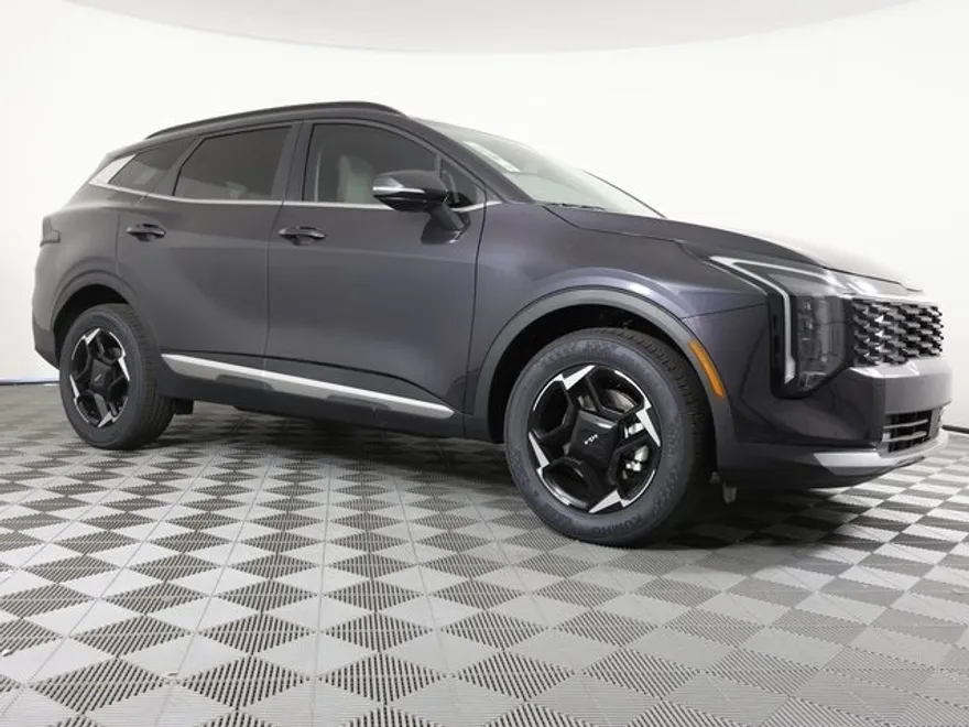 2026 Kia Sportage EX photo 1