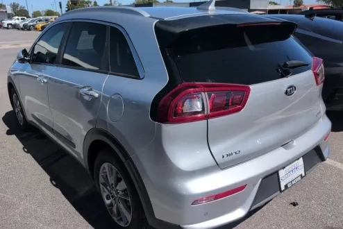 2018 Kia Niro EX photo 2