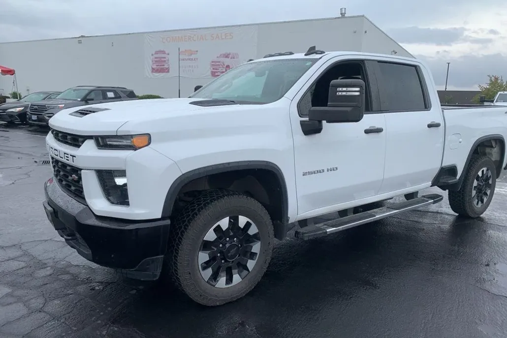 2020 Chevrolet Silverado 2500HD Custom photo 1