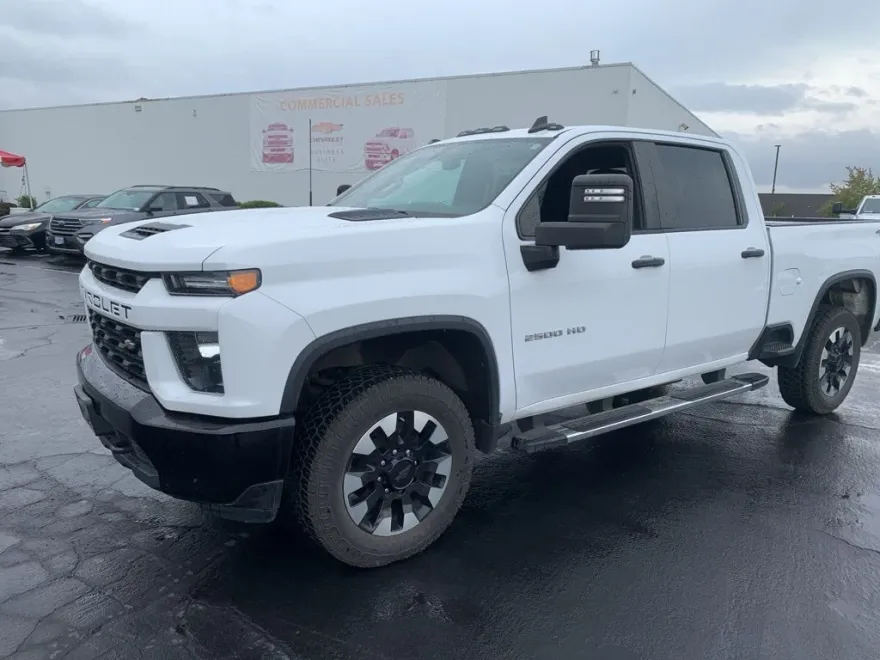 2020 Chevrolet Silverado 2500HD Custom photo 1
