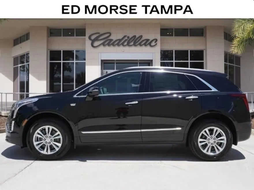 2025 Cadillac XT5 Luxury photo 1