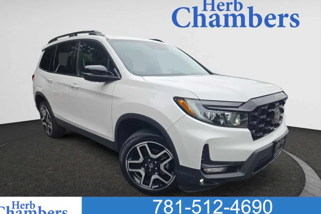 2023 Honda Passport Elite photo 1