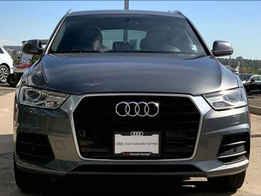 2016 Audi Q3 Premium Plus photo 1