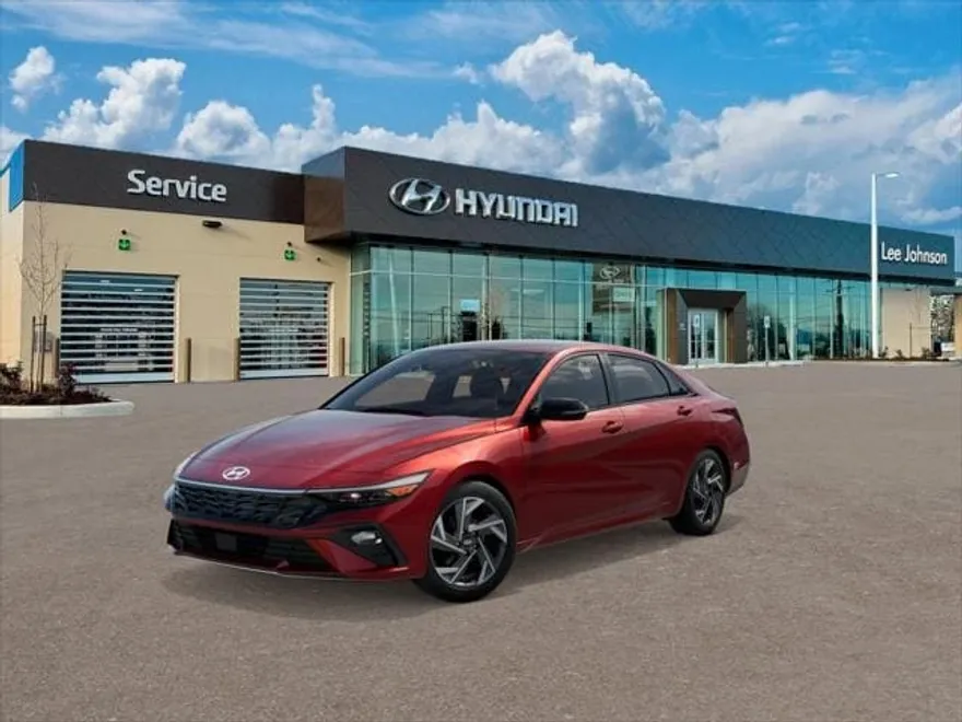 2025 Hyundai Elantra SEL Sport photo 1