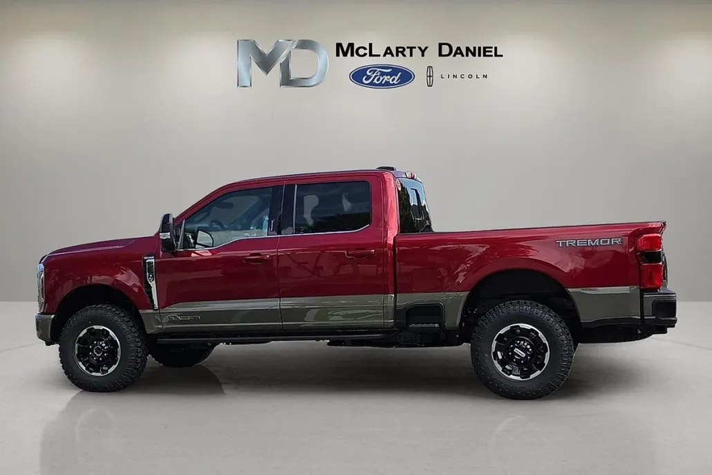 2026 Ford F-250 photo 1