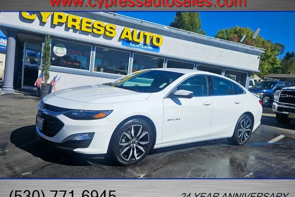 2024 Chevrolet Malibu RS photo 1