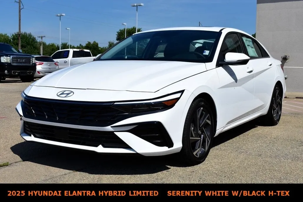 2025 Hyundai Elantra Hybrid Limited photo 1