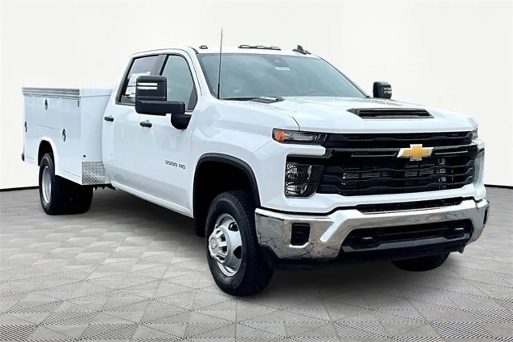 2025 Chevrolet Silverado 3500HD Work Truck photo 1